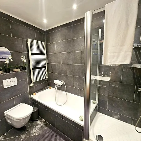 Well-appointed 2br Flat With Terrace&parking-hol127 * לוקסמבורג