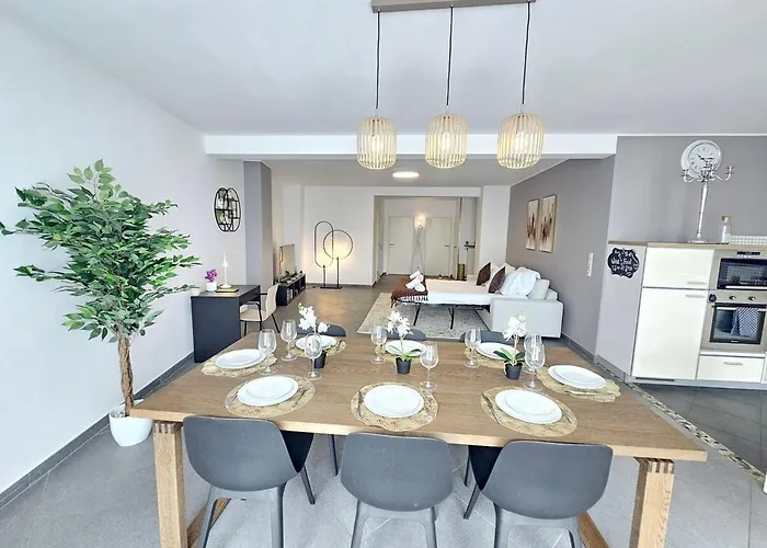 Apartamento Well-appointed 2br Flat With Terrace&parking-hol127 *