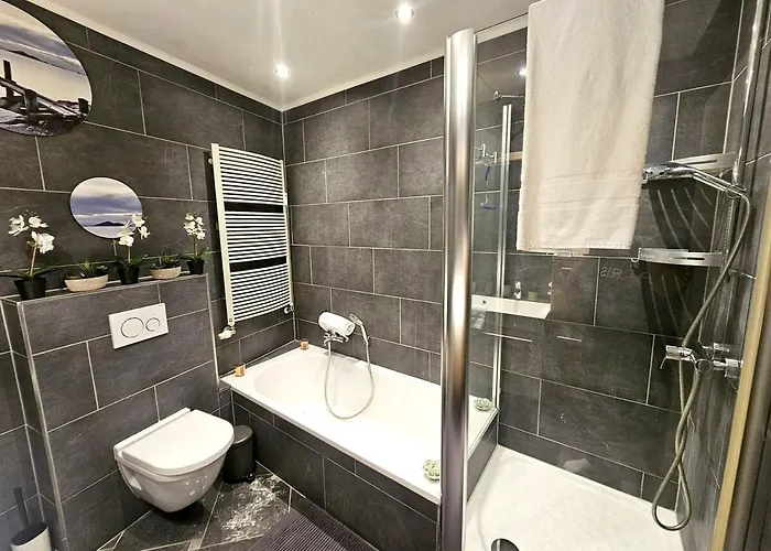 Well-appointed 2br Flat With Terrace&parking-hol127 * Luxemburgo