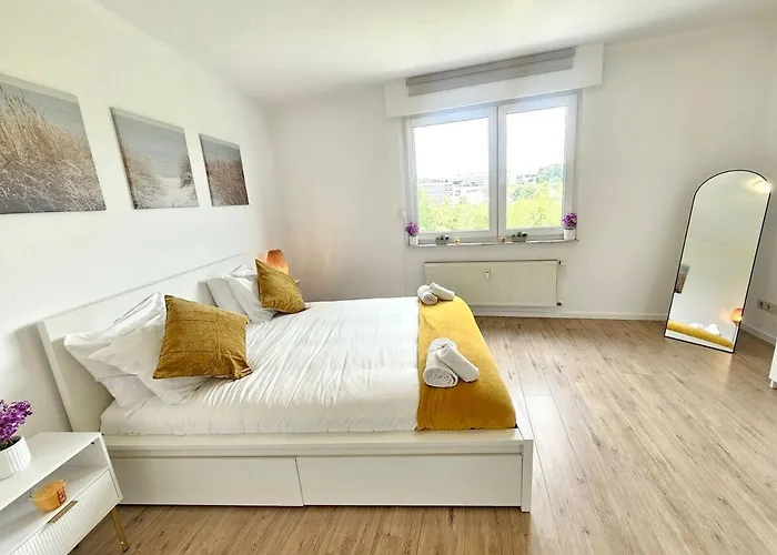 Appartamento Well-appointed 2br Flat With Terrace&parking-hol127